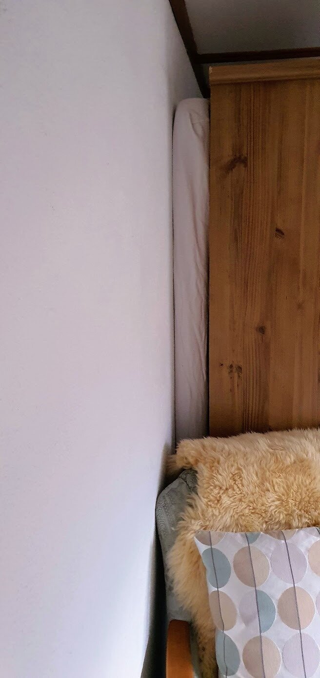 Additional mattress for a third guest